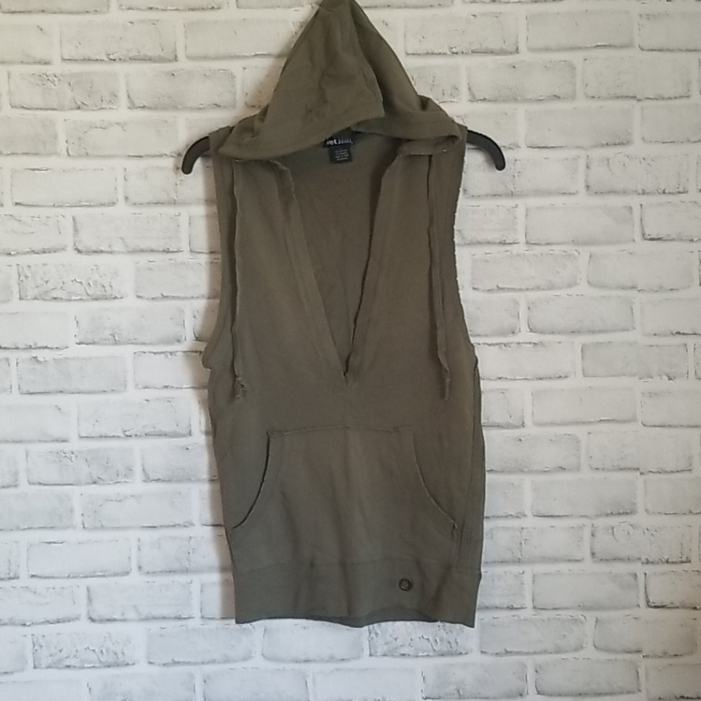 Wet seal sleeveless army green hoodie sz s